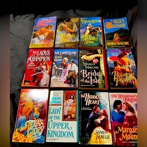 Vintage Lot of Harlequin Romance Novels x 12